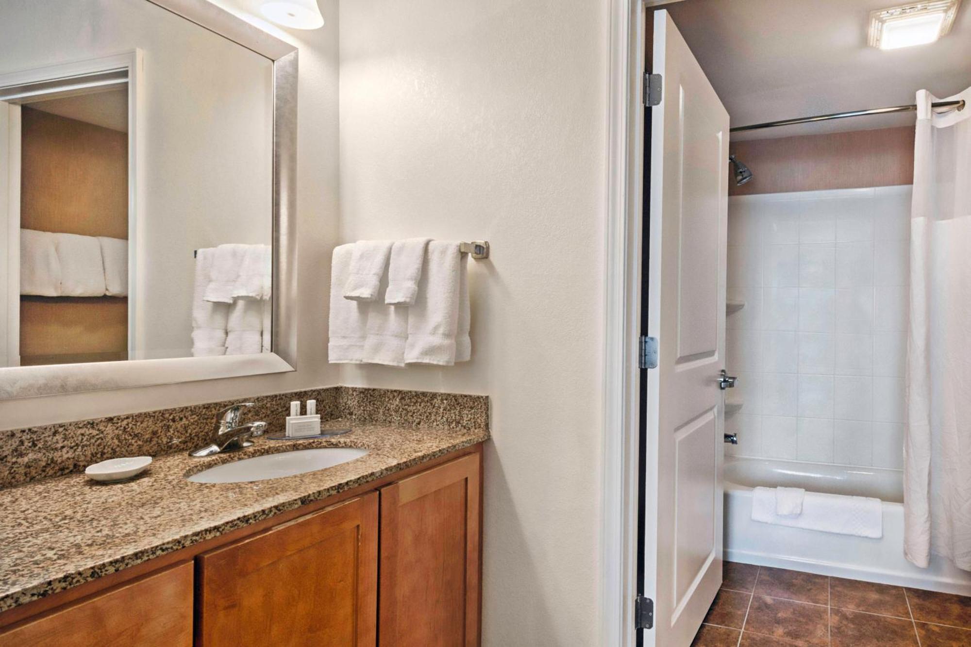 Residence Inn Mt. Laurel At Bishop'S Gate Mount Laurel Dış mekan fotoğraf