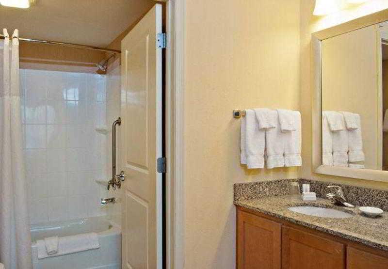 Residence Inn Mt. Laurel At Bishop'S Gate Mount Laurel Dış mekan fotoğraf